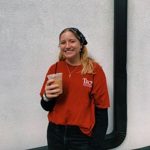 Meet your Posher, Madison
